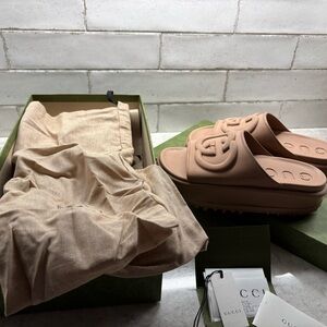 Gucci Nude Pink Slide Sandals